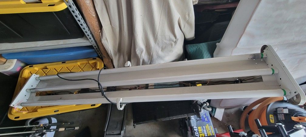 FREE SHOPP LIGHT!!