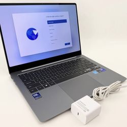 Samsung Galaxy Book5 Pro 14" 3K Touch Ultra 16GB