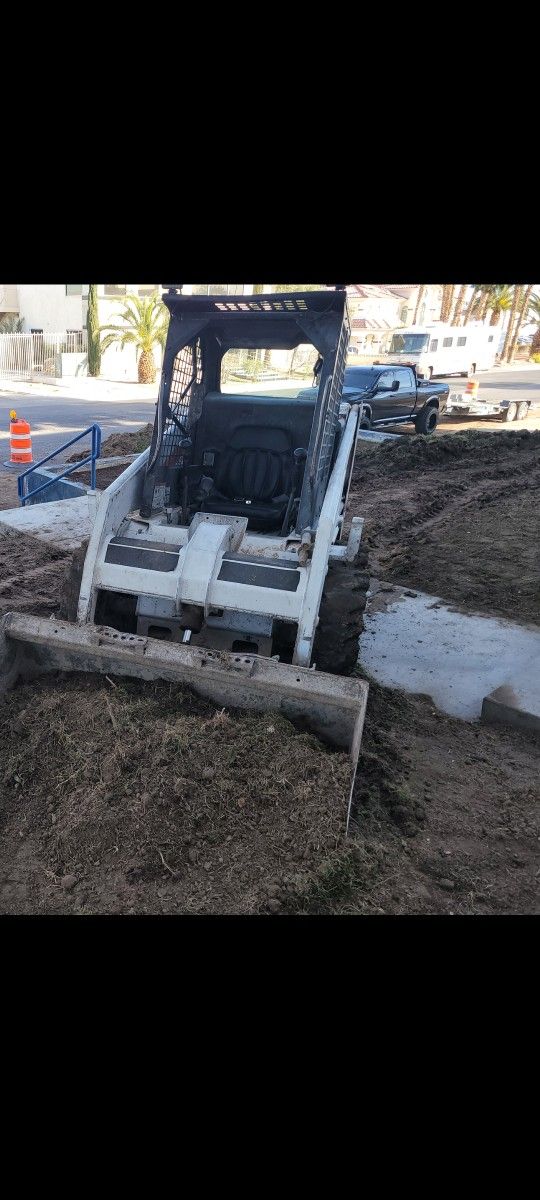 Skidsteer Bobcat 350