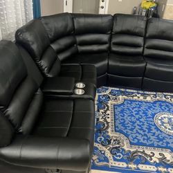 New Power Recliner Sectional Couch / Free Delivery 