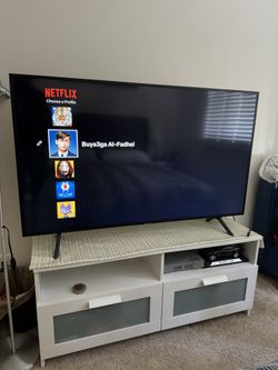 55’ Samsung smart tv