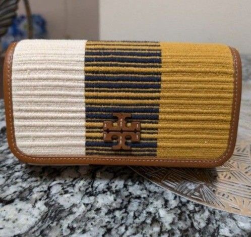 TORY BURCH THEA WOVEN RUG STRIPE FLAT WALLET !!