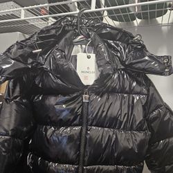 Moncler Large