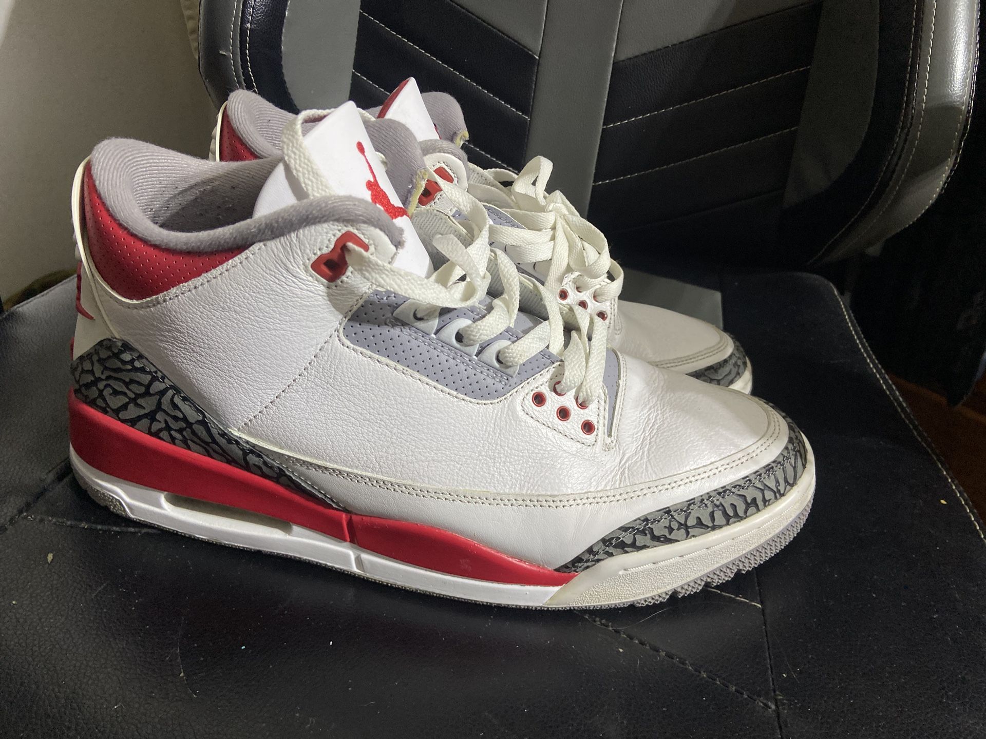 Jordan 3 Fire Red
