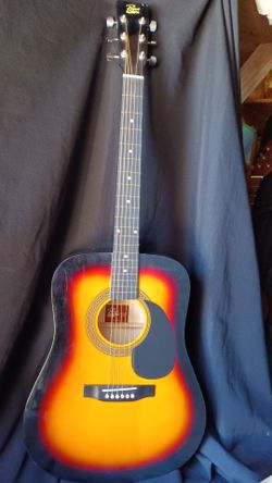 Rogue full size guitar