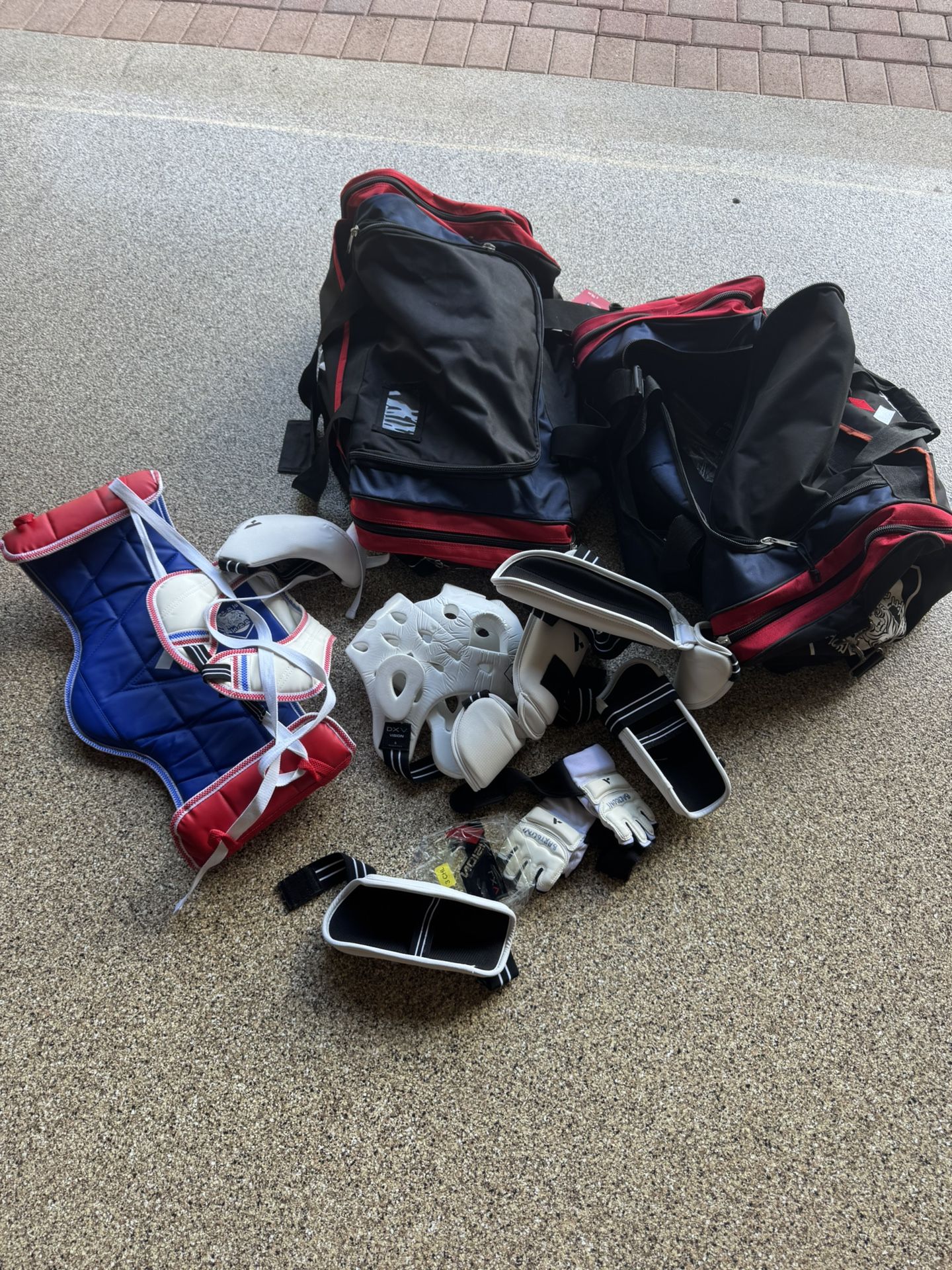 Taekwondo Sparring Gear And Boards