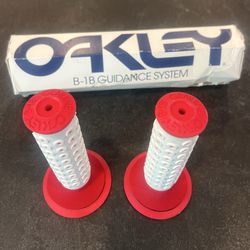 NEW original Oakley B-1b bmx grips