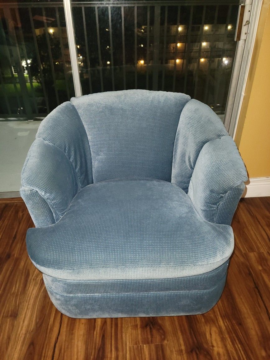 Vintage Rowe Upholstered Swivel Chair SEND OFFERS!! :)