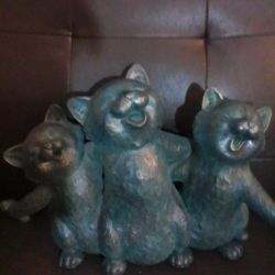 Singing Cats Statue Outdoor Decor