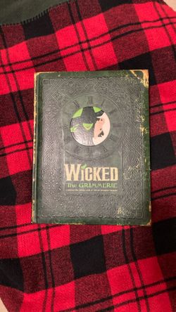 Wicked The Grimmerie Book