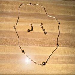 Avon Jewelry Set 