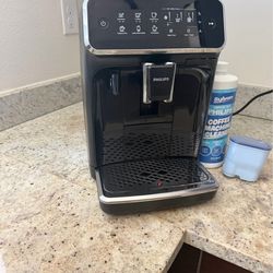 Philips 3200 Espresso Machine – LatteGo (Cappuccino, Latte, Coffee)