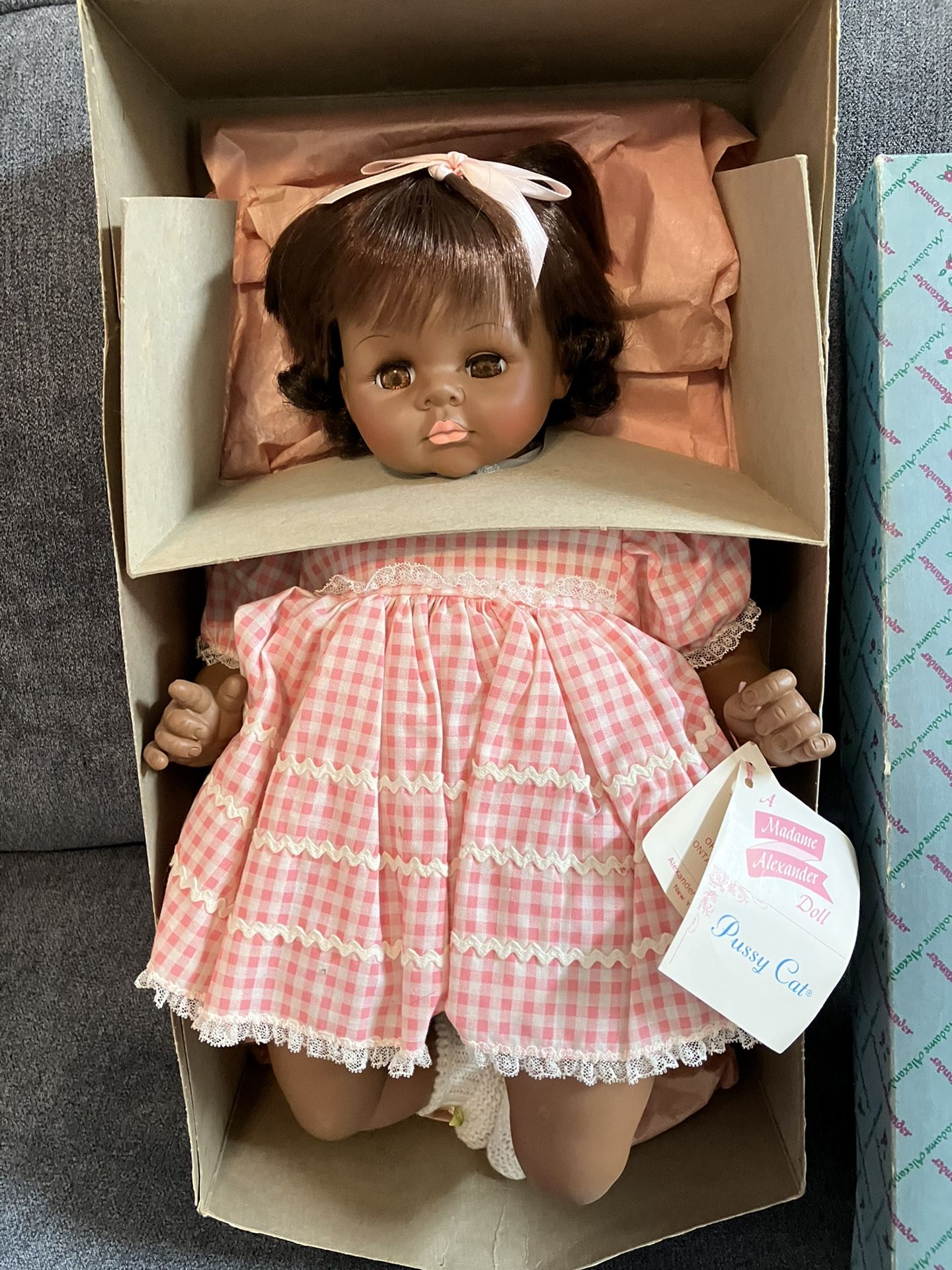 Madame Alexander African American 18” Pussy Cat Doll Crisp In Box Vintage