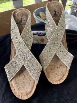 Women’s Wedges Corky’s