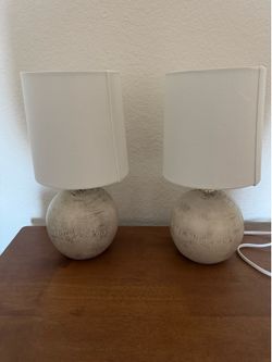 12” tall Side table lamps