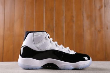 Air Jordan 11 Retro 'Concord'