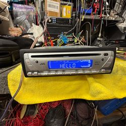 JVC KD-G110 Old School AM/FM/CD RCA output 50wattsx4