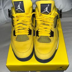Air Jordan 4 Retro Yellow 