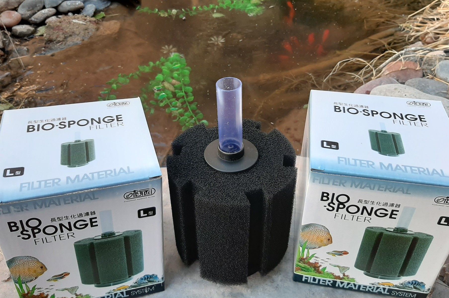 2 pack Filters Bio system turns harmful wastes into beneficial bacteria that keeps your fish healthy and thriving.