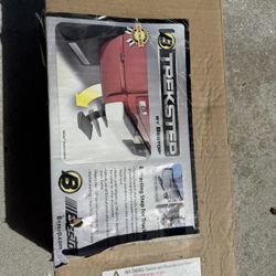 Tundra Retractable Bed Step 