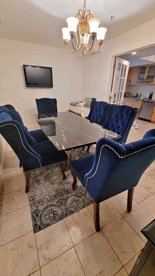 Fancy Classy Dining Chairs Table 4-8 Chairs 30-50% OFF NOW
