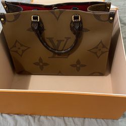 AUTHENTIC LV Purse for Sale in Salinas, CA - OfferUp