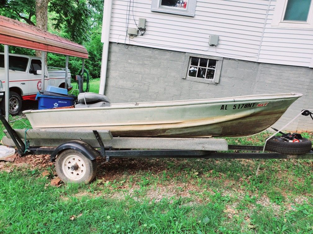 Alumacraft V16
