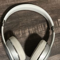 Beats Headphone solo3