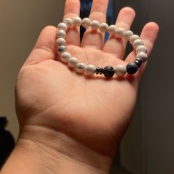 Howlite crystal bracelet