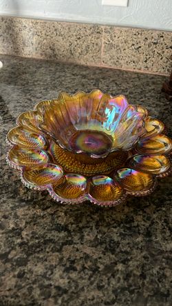 Vintage Indiana Glass Irradescent Egg Tray And Sunflower Bowl