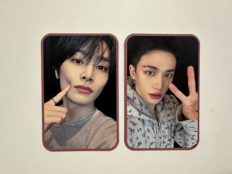 Stray Kids Kpop Dominate World Tour Barnes and Noble Exclusive Photocards
