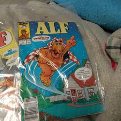 Vintage  80s Alf Comics 