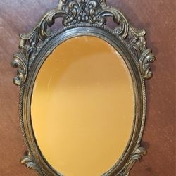 VINTAGE GOLD ORNATE BRASS METAL ITALIAN PICTURE FRAME WALL MIRROR ITALY