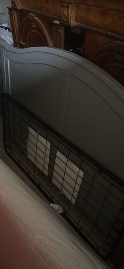 Grey crib