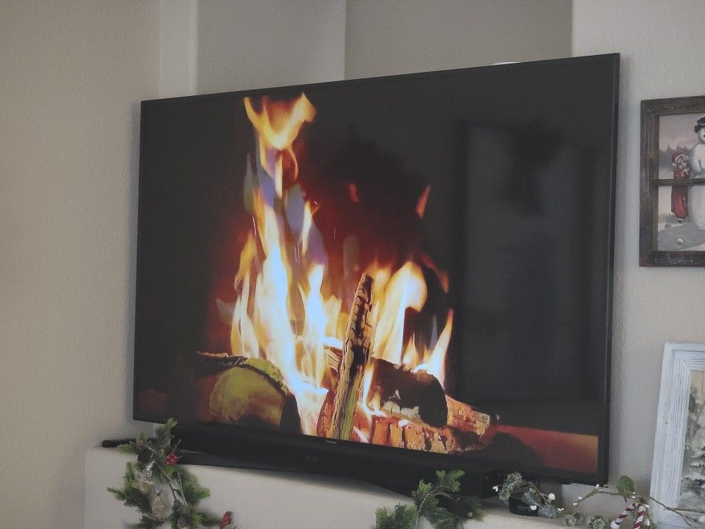 60in 4k Samsung Smart TV with Sound Bar & Sub