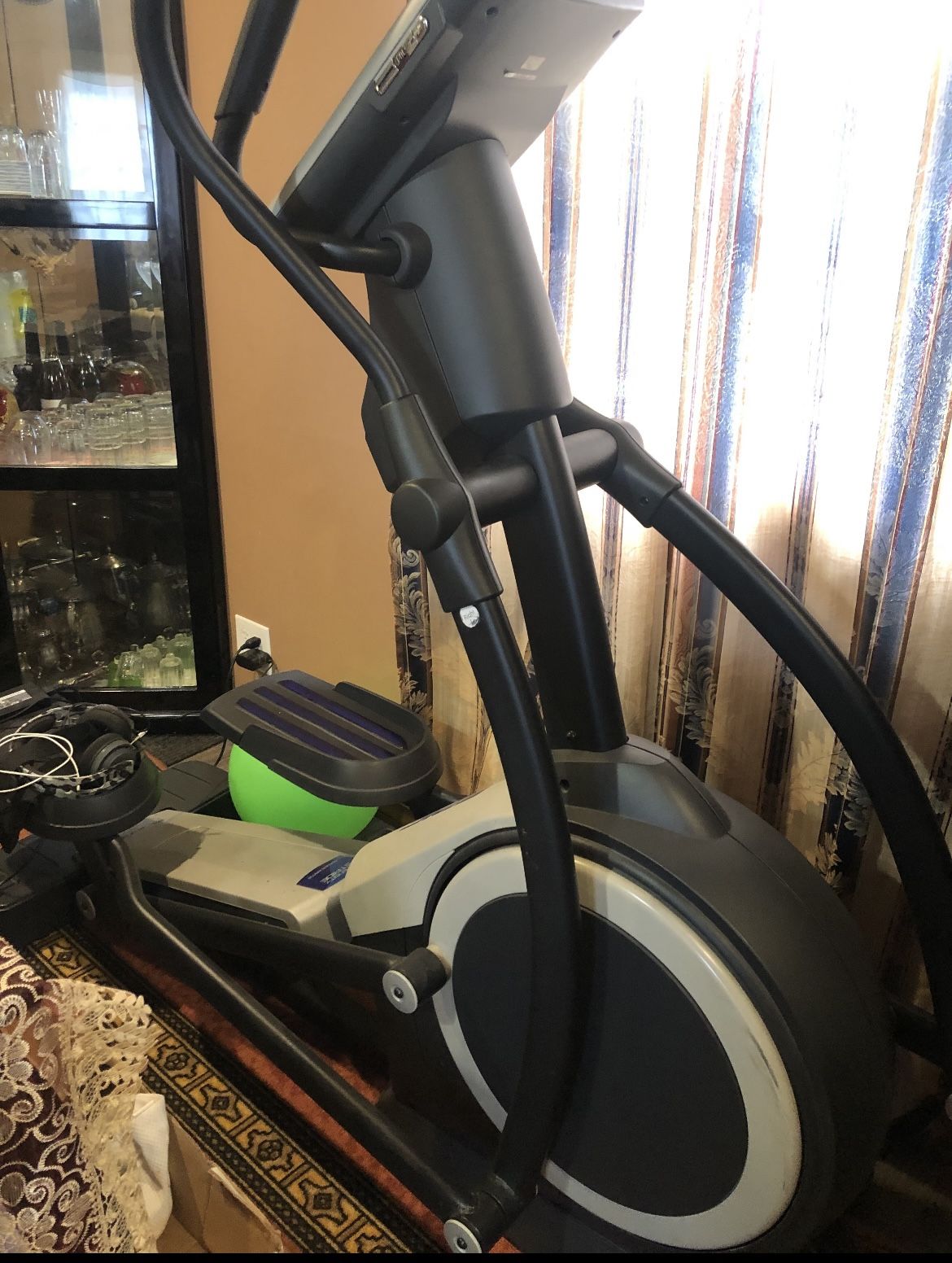 Black and Grey Elliptical Machine For Sale