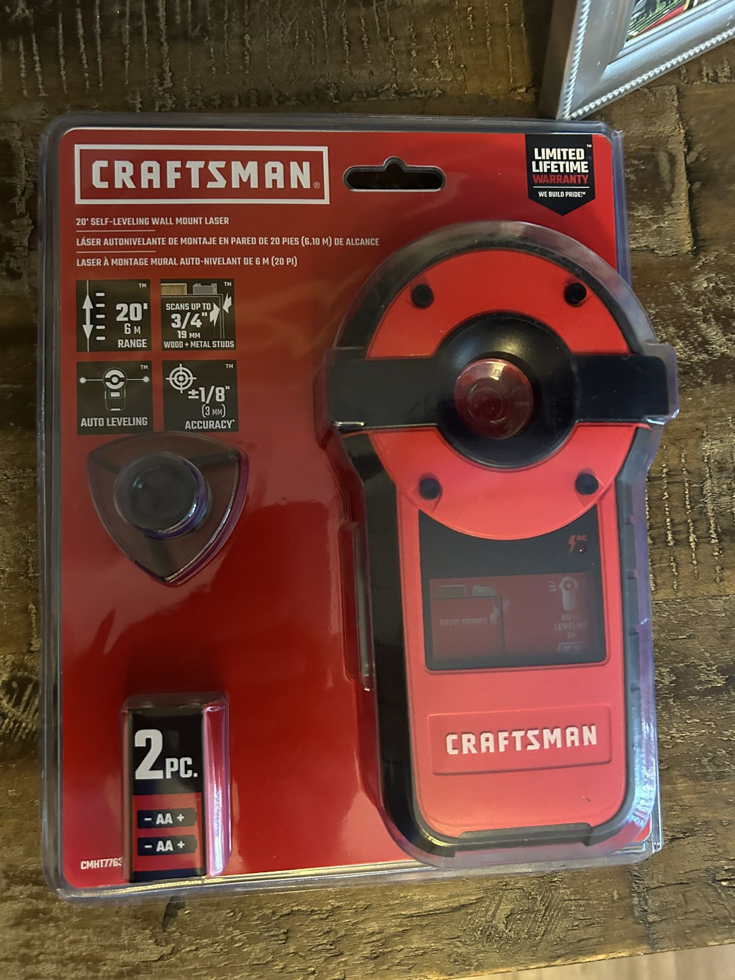 CRAFTSMAN Red 20 ft Self Leveling