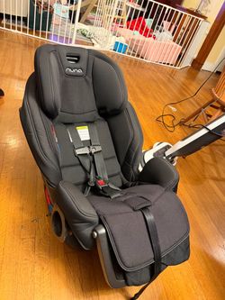 Nuna EXEC All-in-One Car Seat – Caviar Black