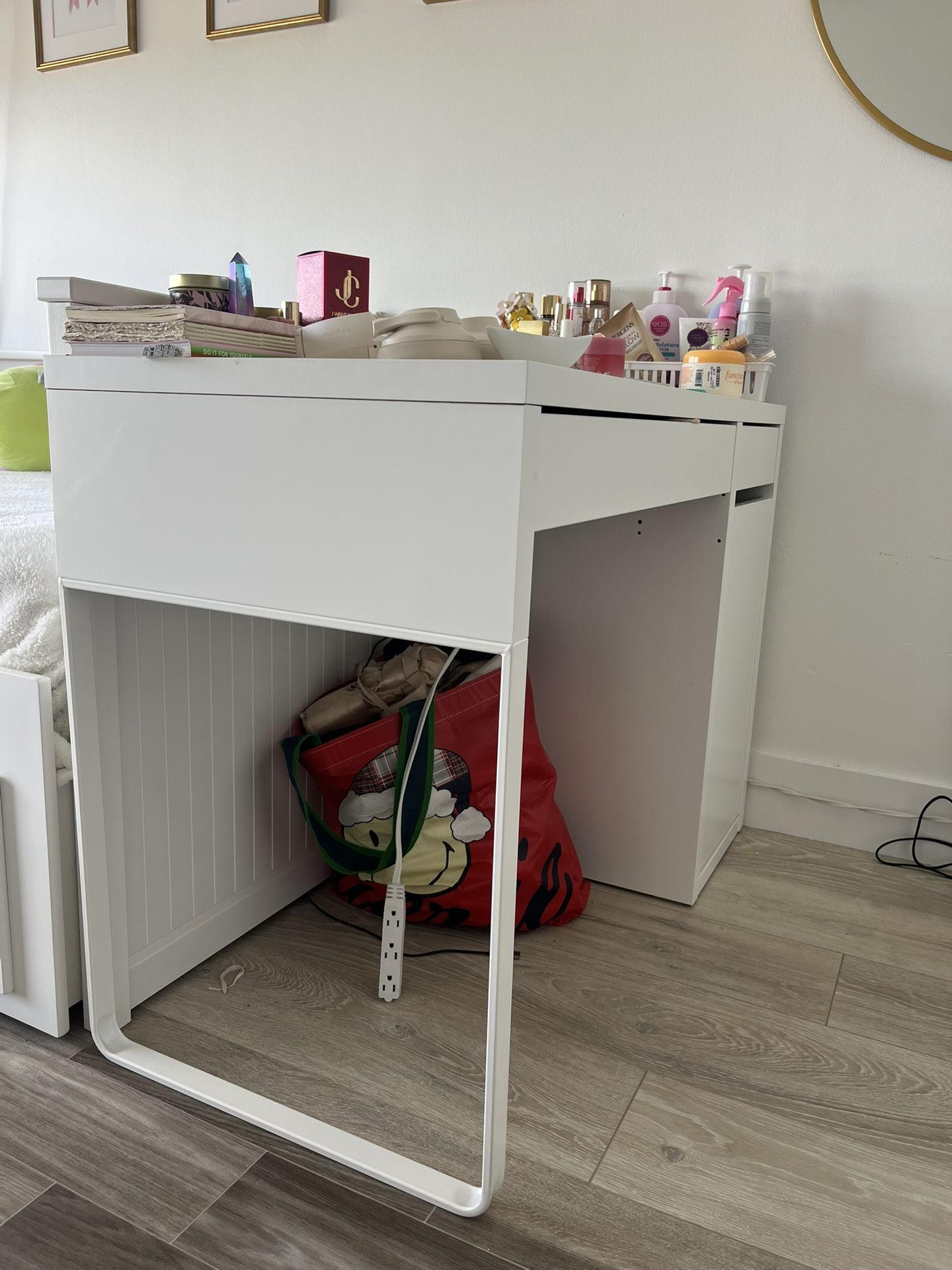IKEA MICKE Desk – White – $35