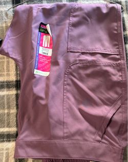 Scrub Pants 2XL (3) / Scrub shirts 2Xl  (5)
