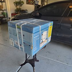 Brand new 8000BTU Air conditioner