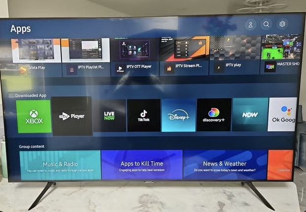 Samsung 75 Inch Smart TV with Remote