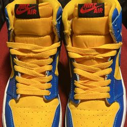  Wmns Air Jordan 1 Retro High OG 'Reverse Laney'