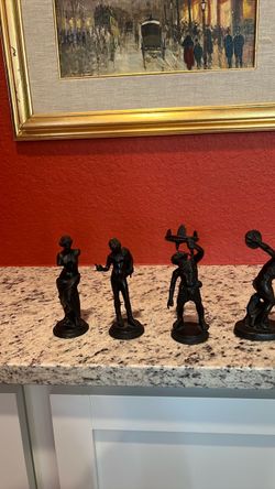 Metal roman figurines