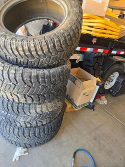 Set of 4 Mud Terrain Tires