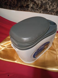 Vector 12 volt portable thermoelectric travel cooler and warmer. Plugs into lighter