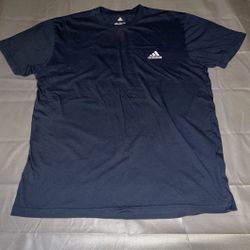 Adidas Golf Short Tshirt.’•