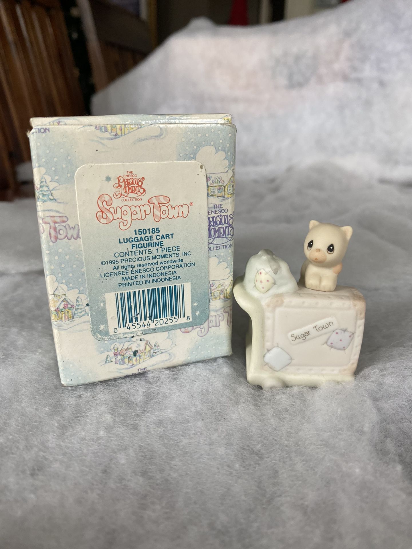 Retired Precious Moments Sugar Town Luggage Cart Figurine 1995 Edition