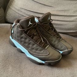 🔥 For Sale: Jordan 13 Retro “Black University Blue” – Men’s Size 9.5 🔥