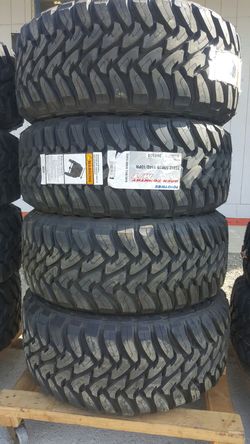 33x1250R20 Toyo open country mt
